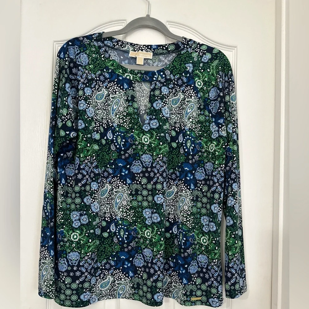 Michael Kors Blue and Green Floral  Top #tometogirl Fmedtersnean #summer